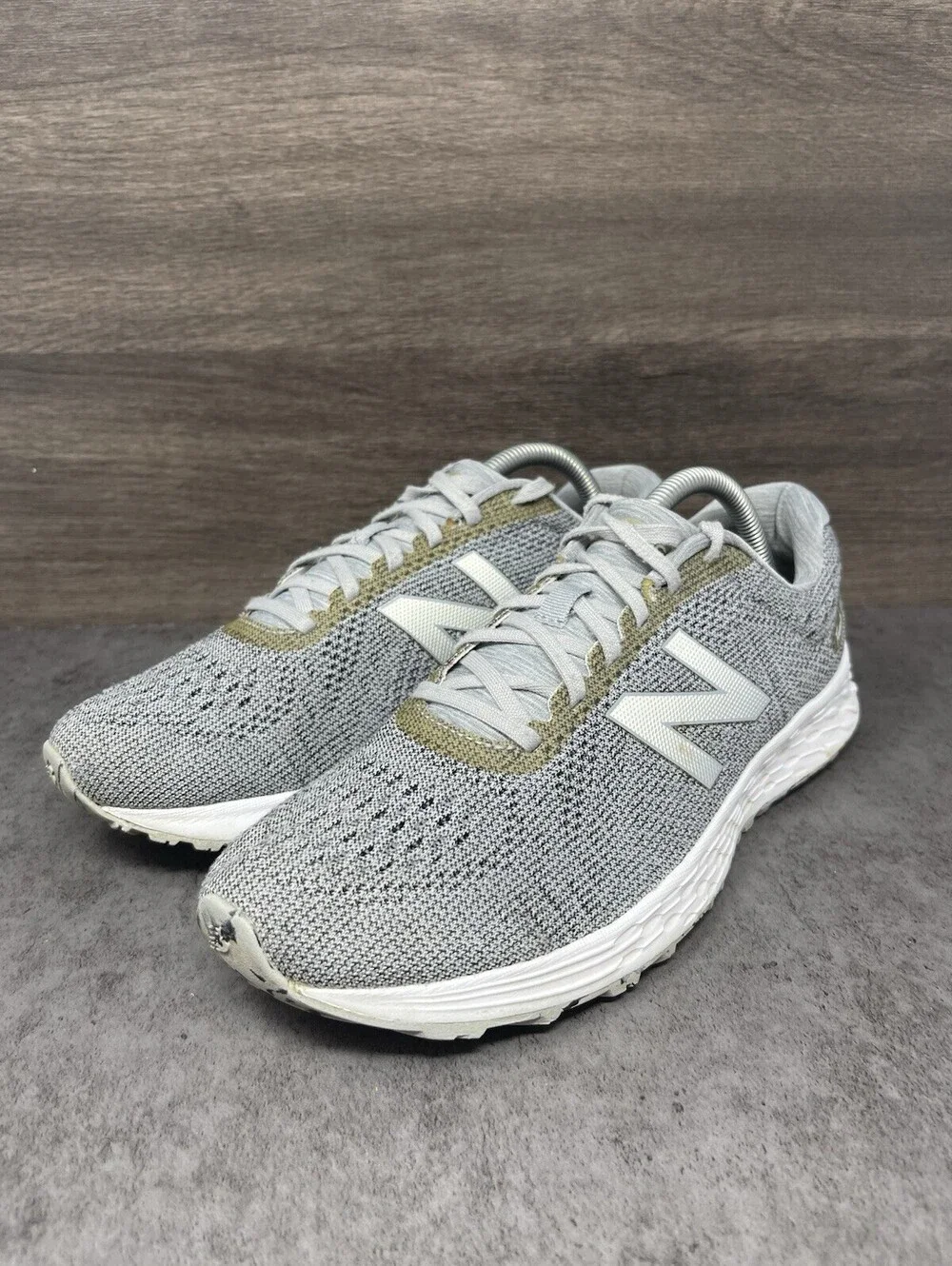 New Balance Fresh Foam Arishi Running Shoes Womens Size 9.5 Grey Athletic Traine